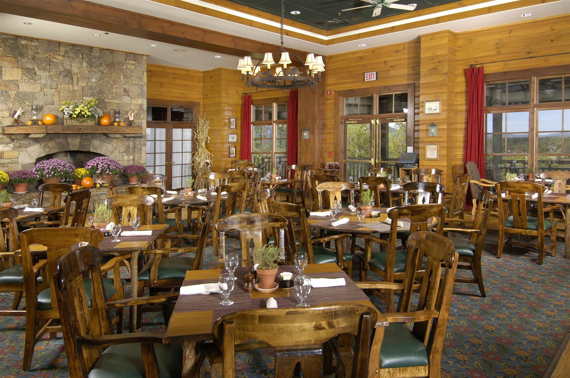 Brasstown Valley Resort & Spa Young Harris 레스토랑 사진